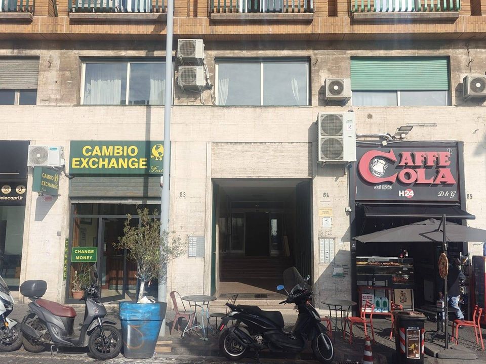 Erhvervsejendom i Naples, Naples - foto 3