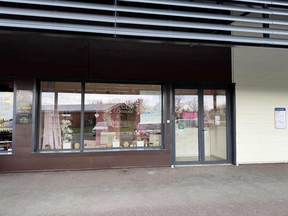 Erhvervsejendom i Lalbenque, Lot - foto 2