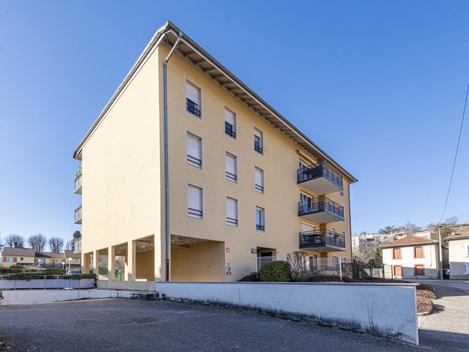 Lejlighed i La Tour-du-Pin, Isere - foto 2