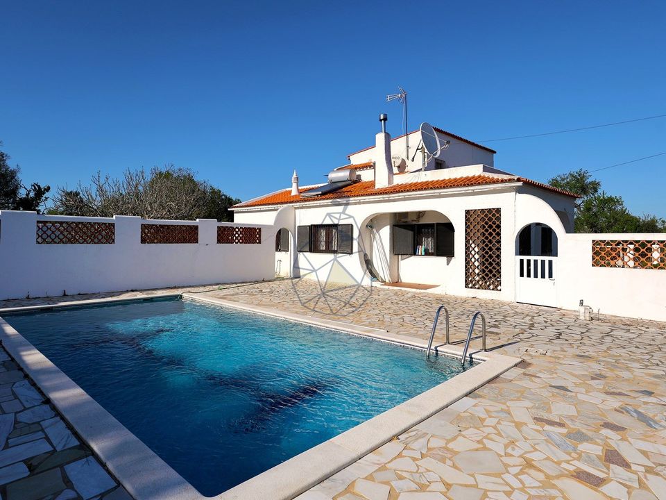 Farm hus i Armacao de Pera, Faro - foto 1