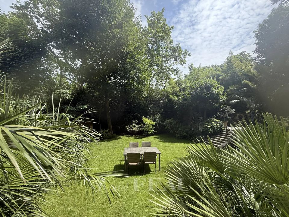 Lejlighed i Neuilly-sur-Seine, Hauts-de-Seine - foto 1