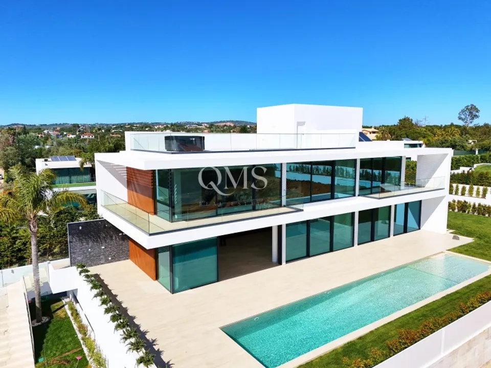 Villa i Quarteira, Faro - foto 1