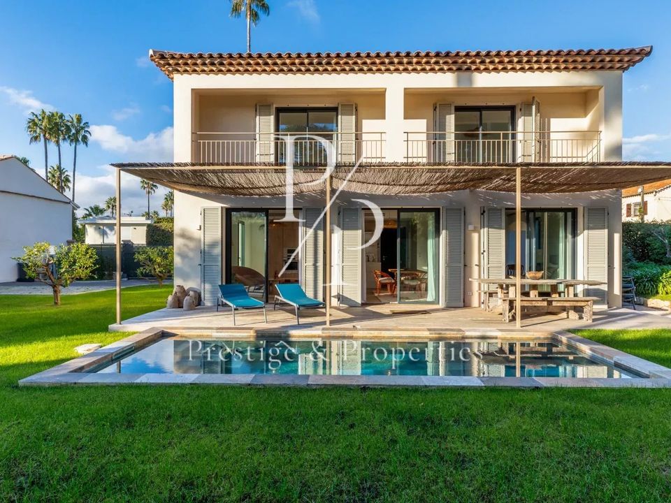 Villa i Antibes, Alpes-Maritimes - foto 1