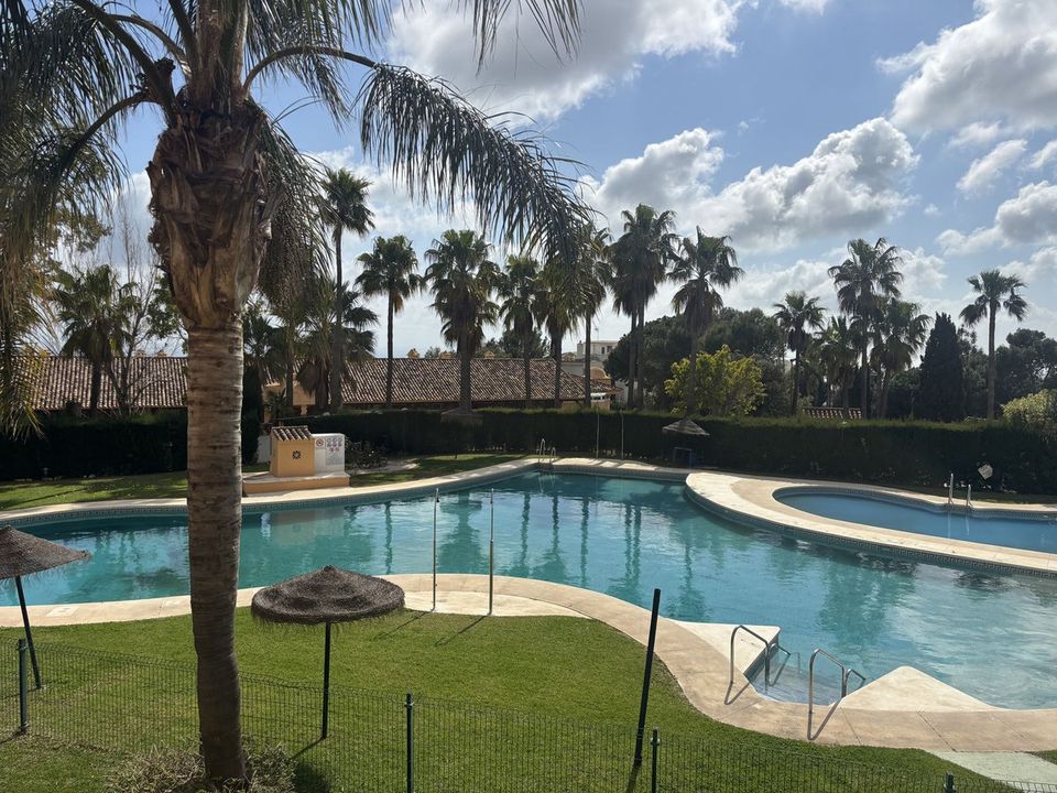 Lejlighed i Calahonda, Malaga - foto 1