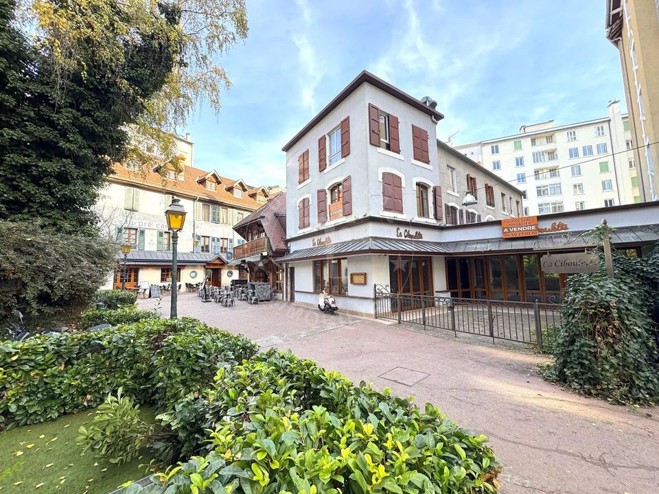 Erhvervsejendom i Annecy, Haute-Savoie - foto 1