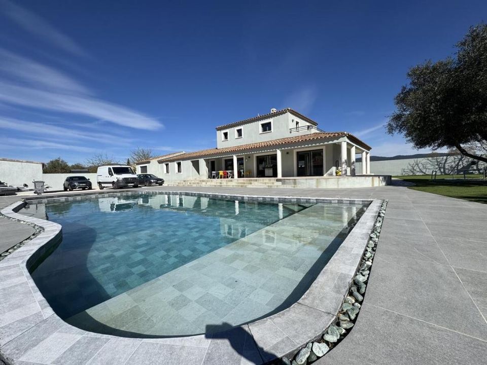 Villa i Pierrefeu-du-Var, Var - foto 1