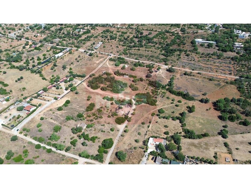 Helårsgrund i Quelfes, Faro - foto 3