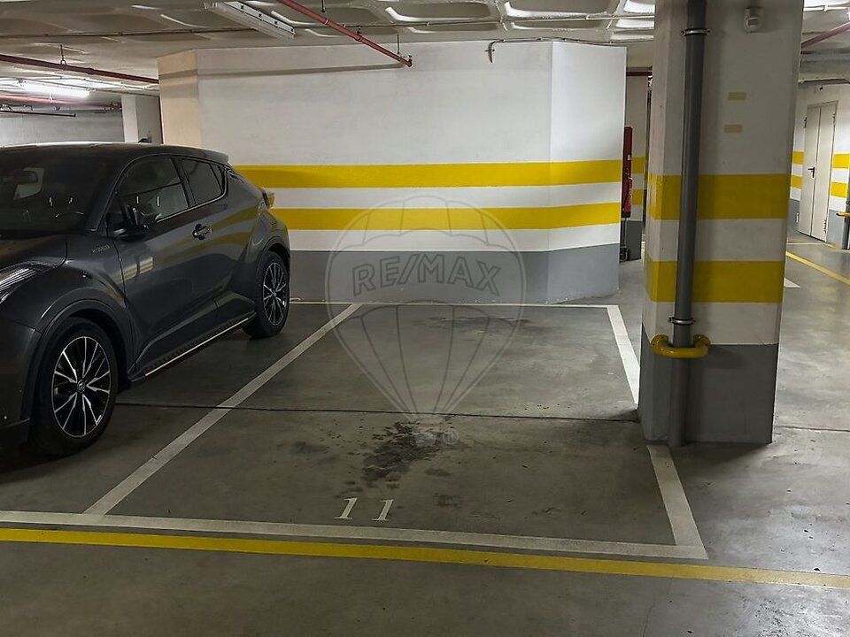 Garage i Moscavide-Parque das Nacoes, Lisbon - foto 2