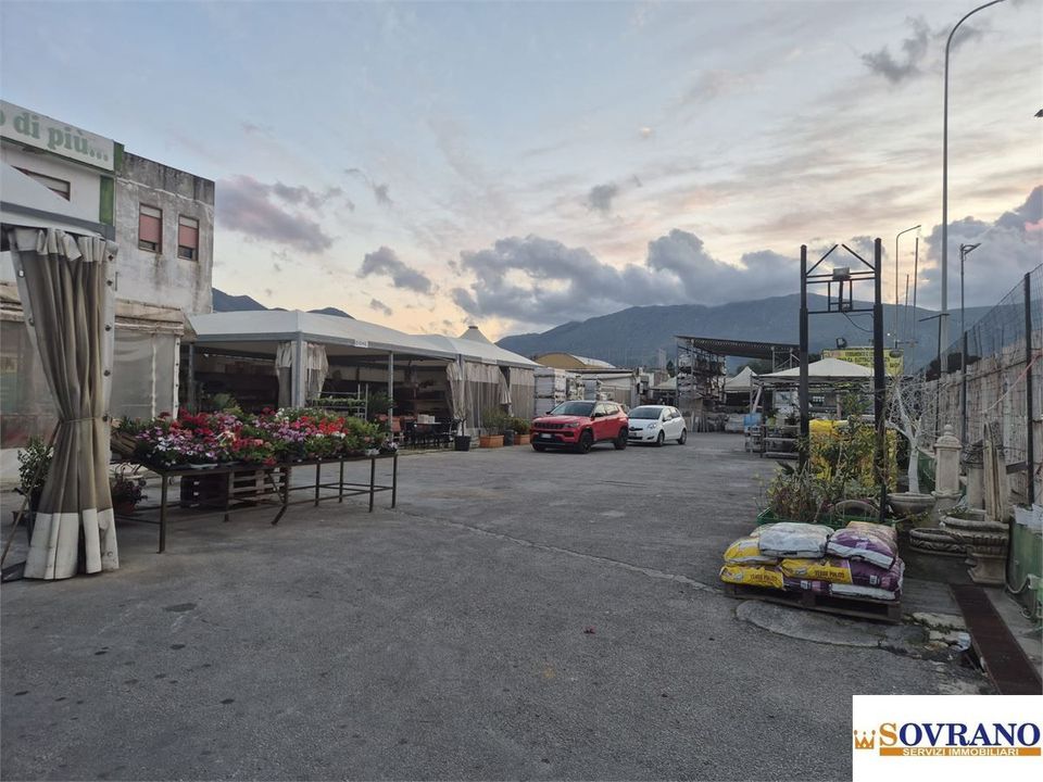 Erhvervsejendom i Carini, Palermo - foto 4