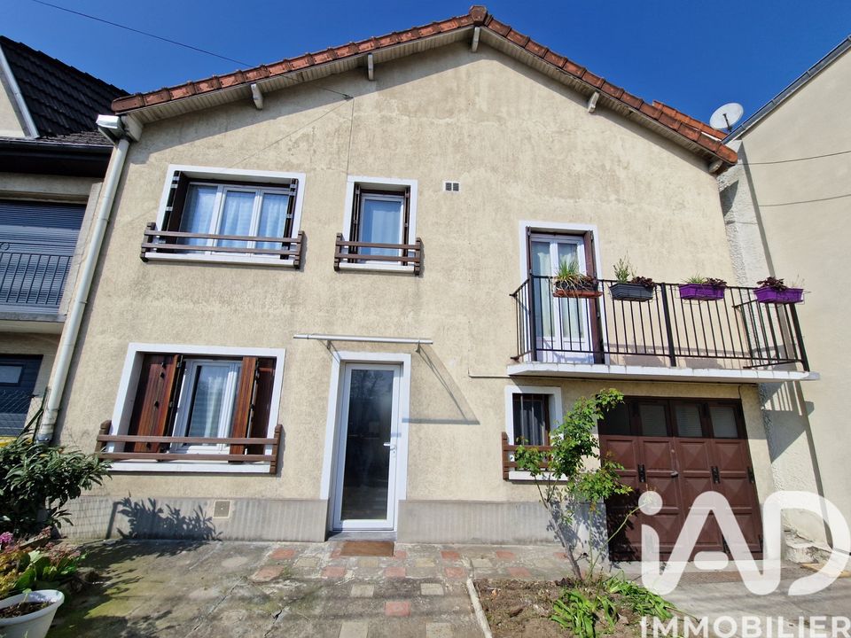 Villa i Montreuil, Seine-Saint-Denis - foto 1