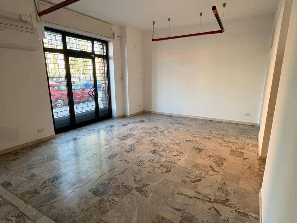 Erhvervsejendom i Sesto San Giovanni, Milan - foto 1