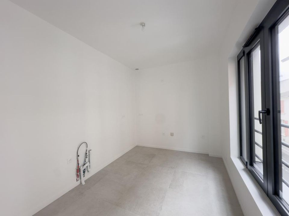 Lejlighed i Saint-Ouen-sur-Seine, Seine-Saint-Denis - foto 2