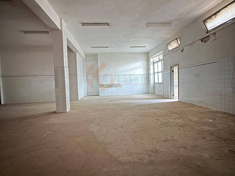 Erhvervsejendom i Sassari, Sassari - foto 4
