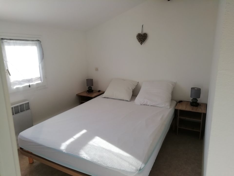 Villa in Sainte-Marie-la-Mer, Pyrenees-Orientales - photo 2