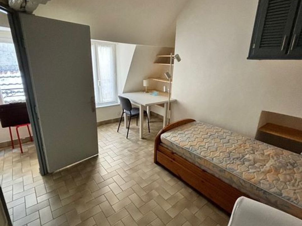 Studio in Dijon, Cote-d'Or - photo 1