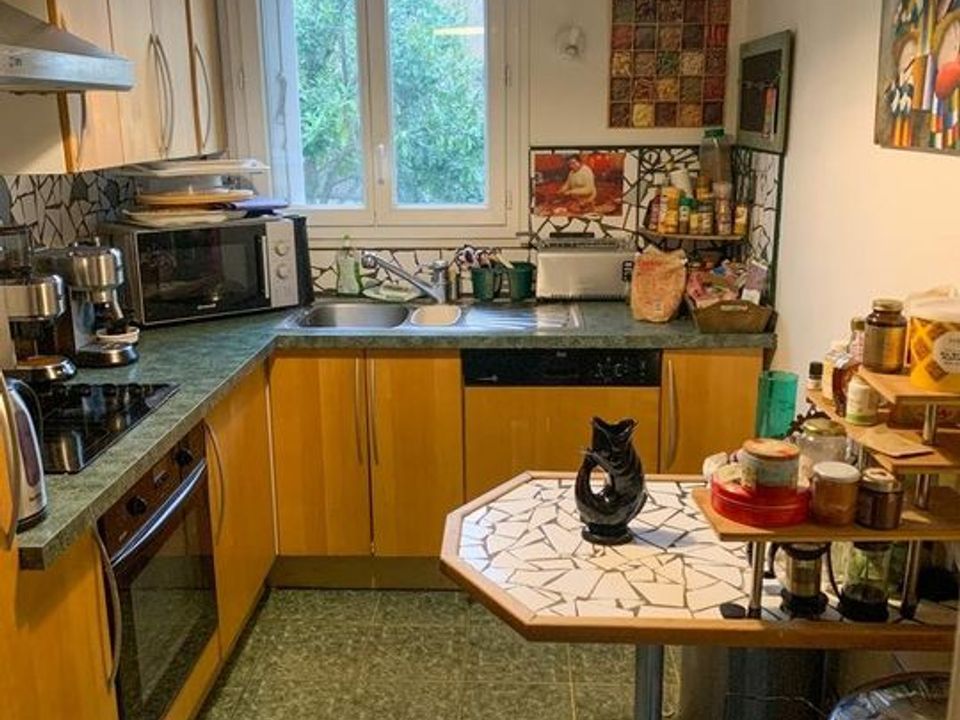 Studio in Rueil-Malmaison, Hauts-de-Seine - photo 2