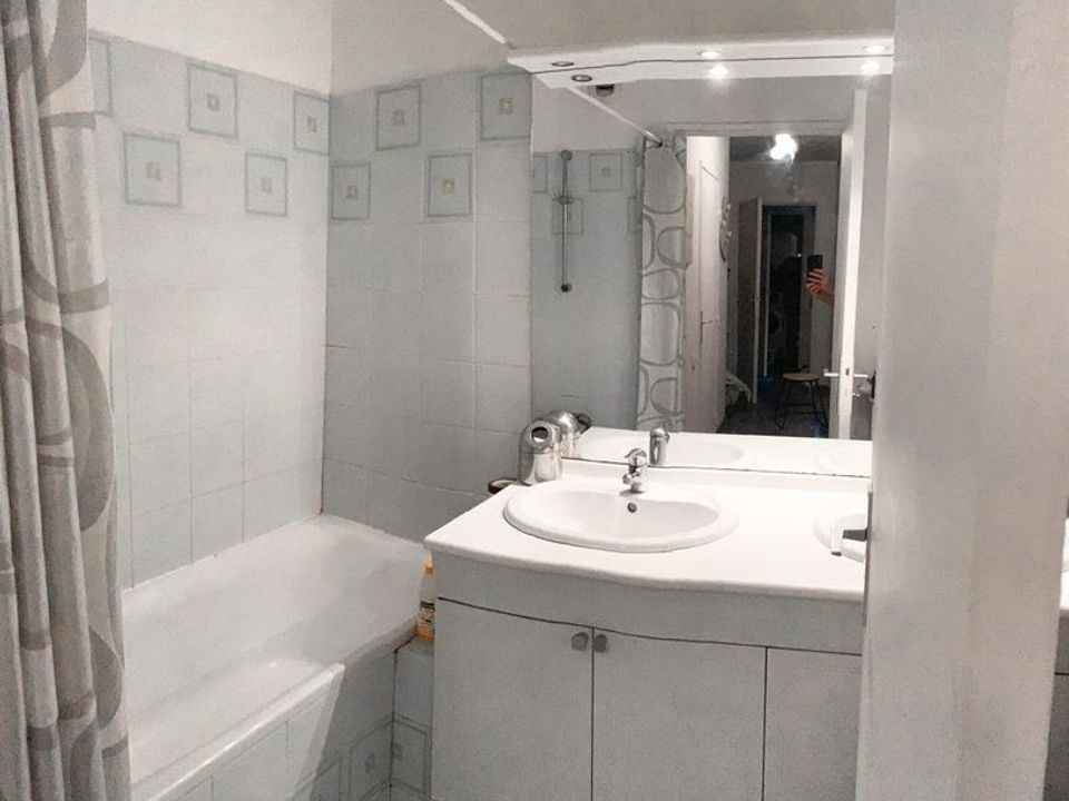 Studio in Rueil-Malmaison, Hauts-de-Seine - photo 3
