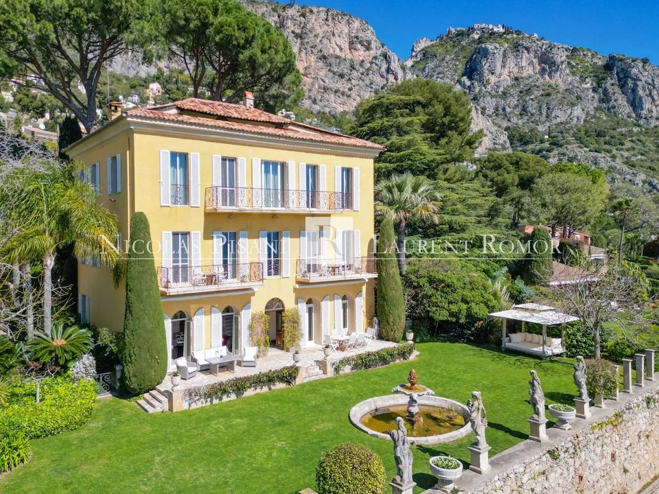 Villa i Eze, Alpes-Maritimes - foto 1