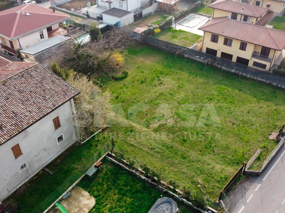 Helårsgrund i Brembate, Bergamo - foto 3