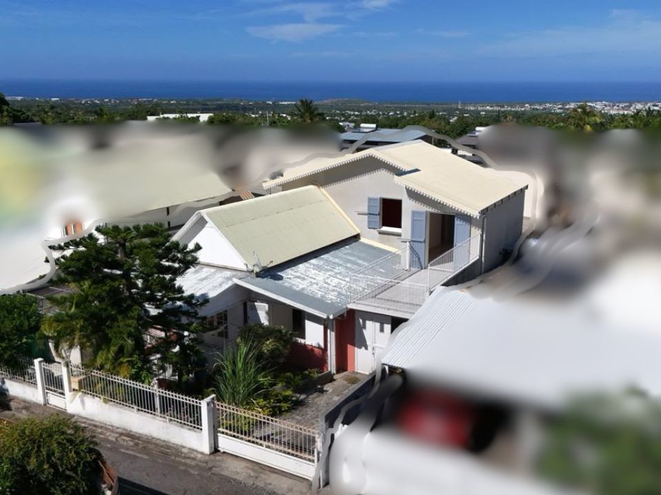 Casa unifamiliar a La Riviere, La Reunion - foto 1