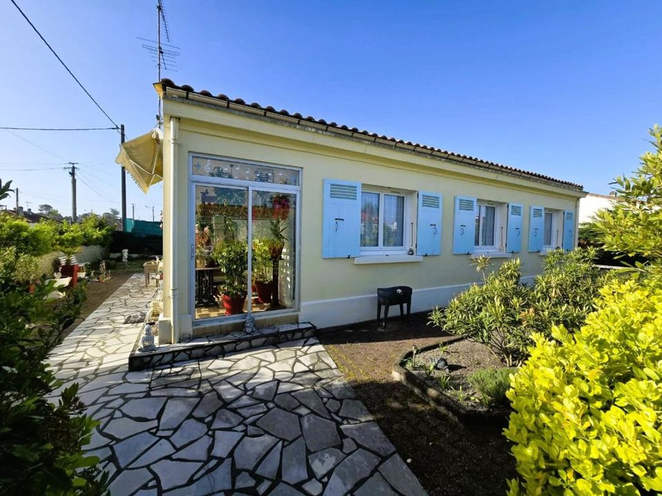 Villa i Montendre, Charente-Maritime - foto 1