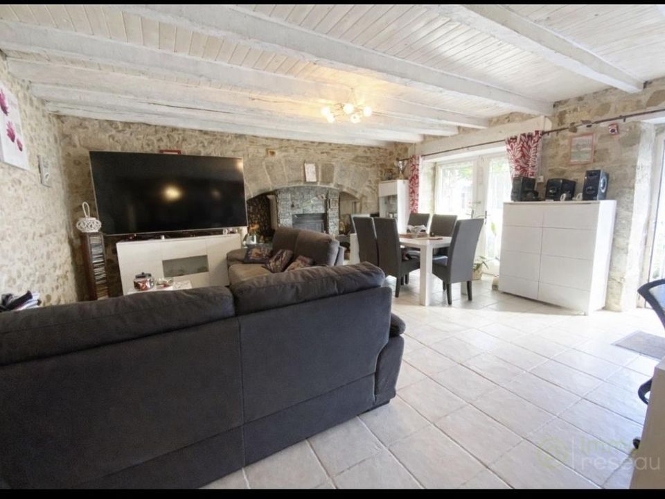 Villa in Saint-Pardoux-les-Cards, Creuse - photo 4