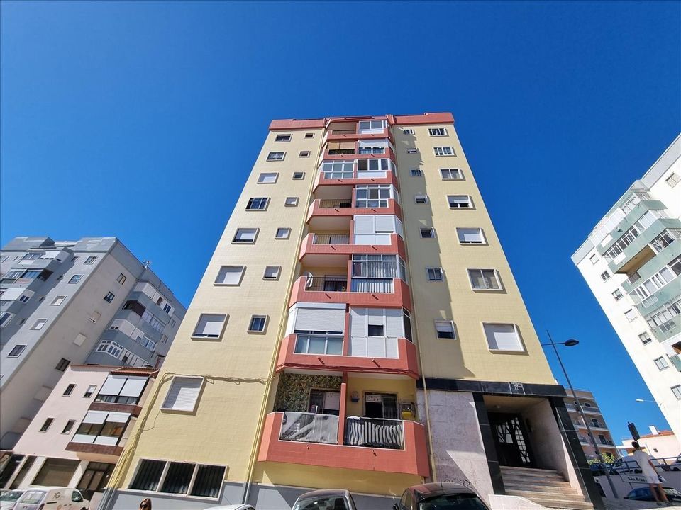 Lejlighed i Amadora, Lisbon - foto 1