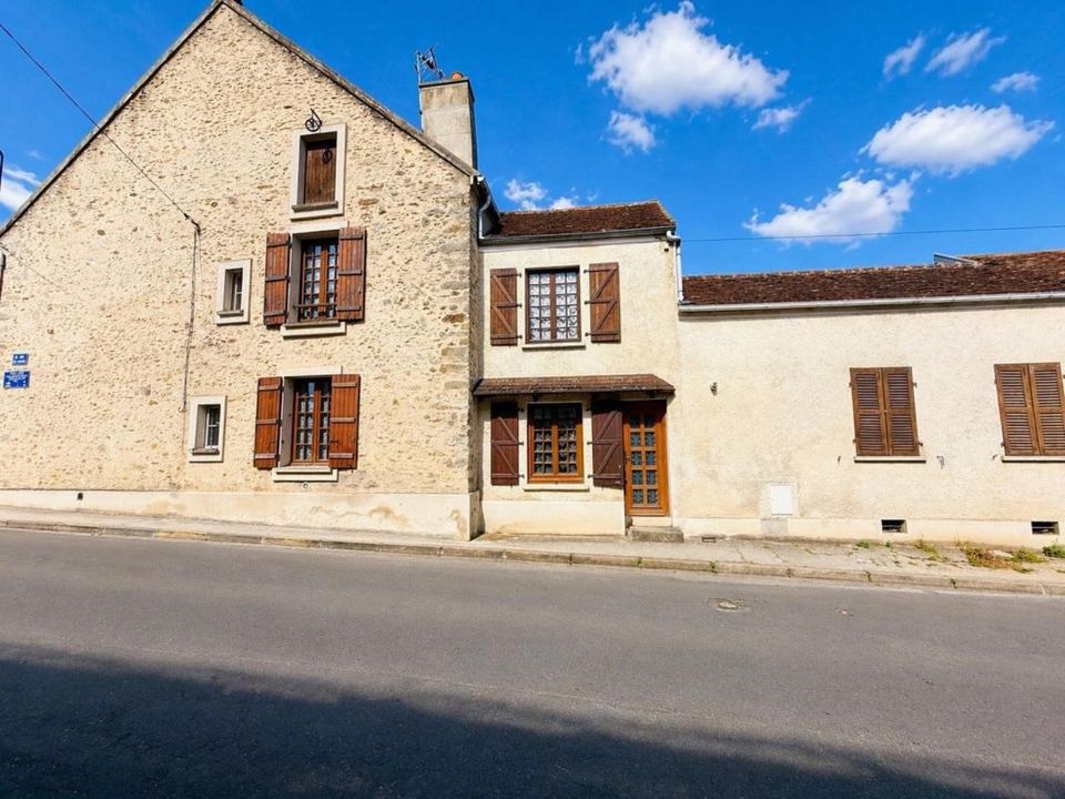Villa i La Chapelle-Gauthier, Seine-et-Marne - foto 1