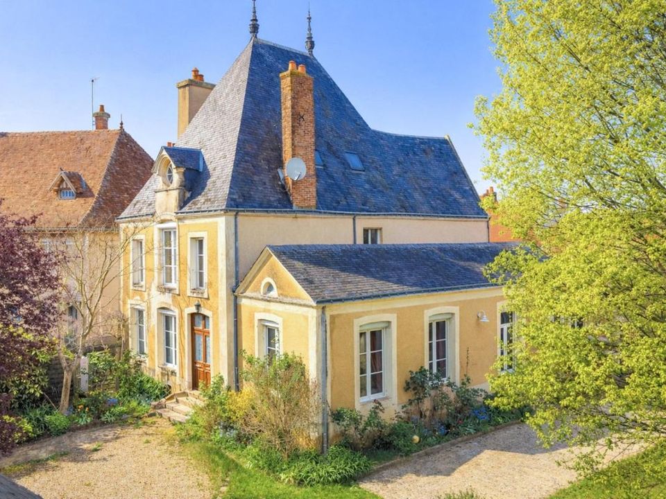 Villa i Beaumont-sur-Sarthe, Sarthe - foto 1