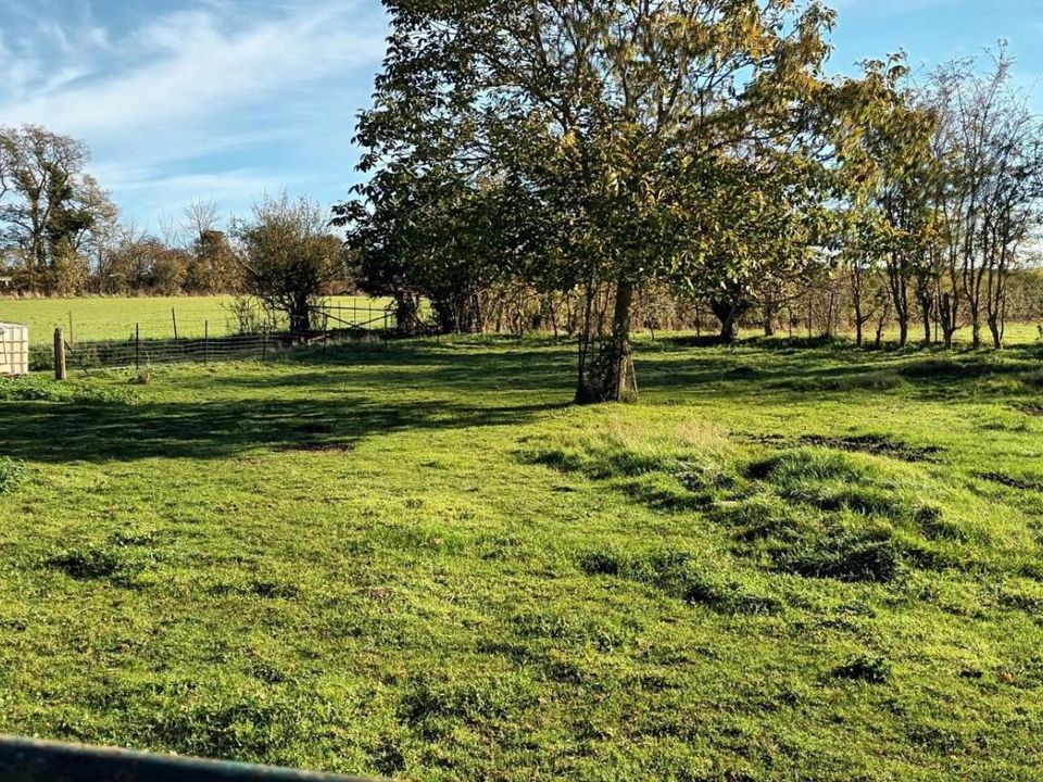 Helårsgrund i Oisemont, Somme - foto 2