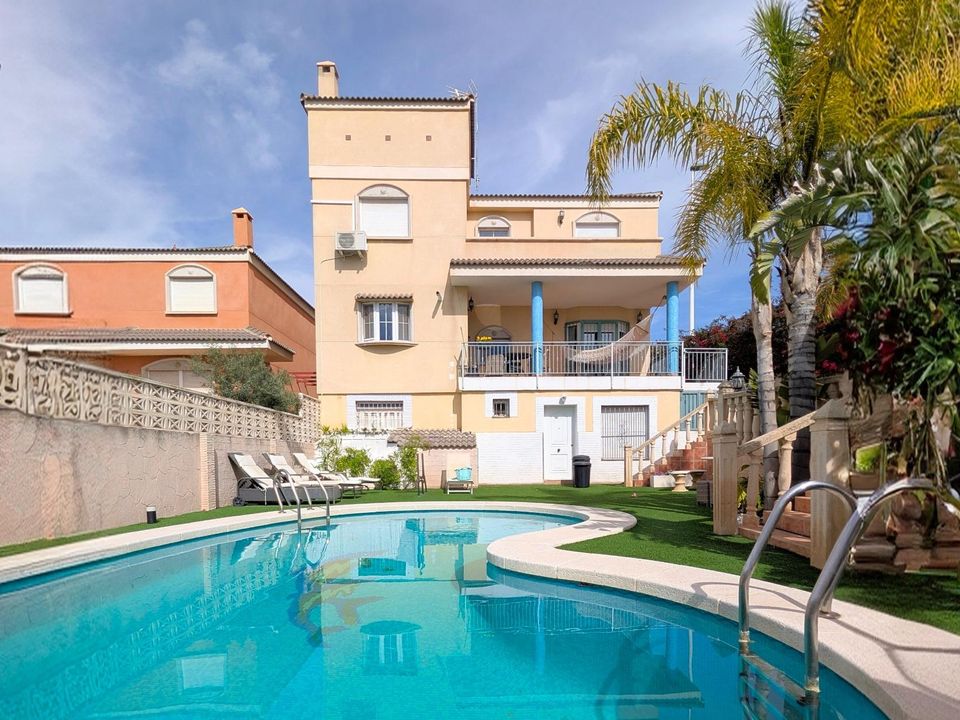 Villa i Elche, Alicante - bilde 1
