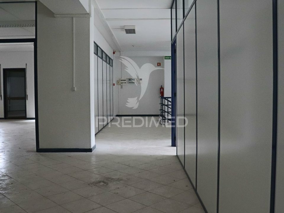 Erhvervsejendom i Paredes, Porto - foto 2