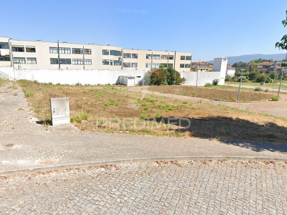 Helårsgrund i Santo Tirso, Porto - foto 2