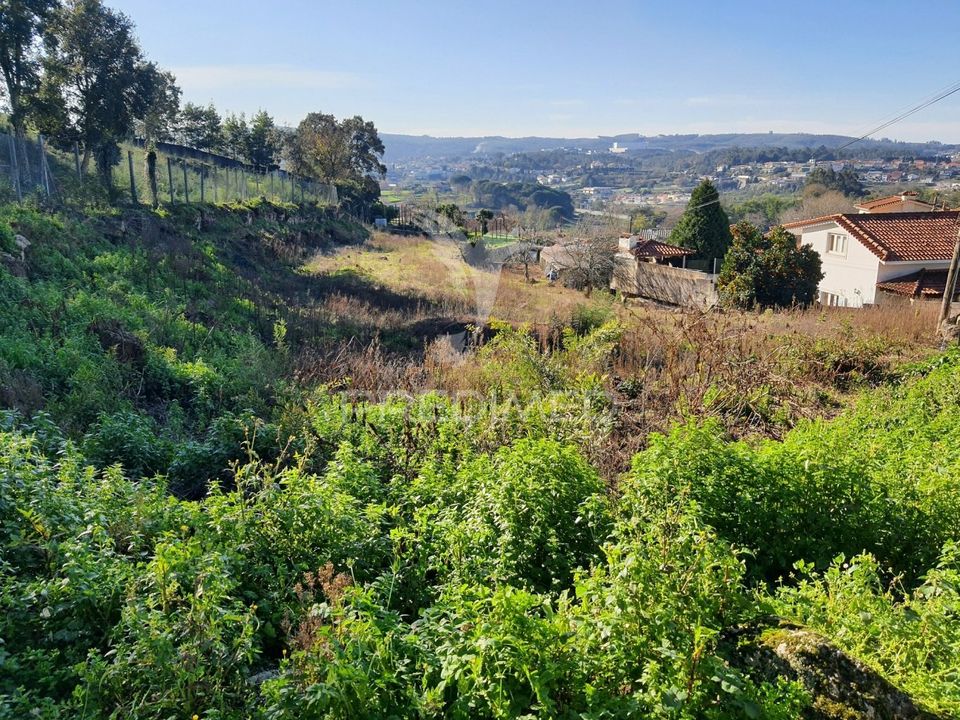 Helårsgrund i Santo Tirso, Porto - foto 2