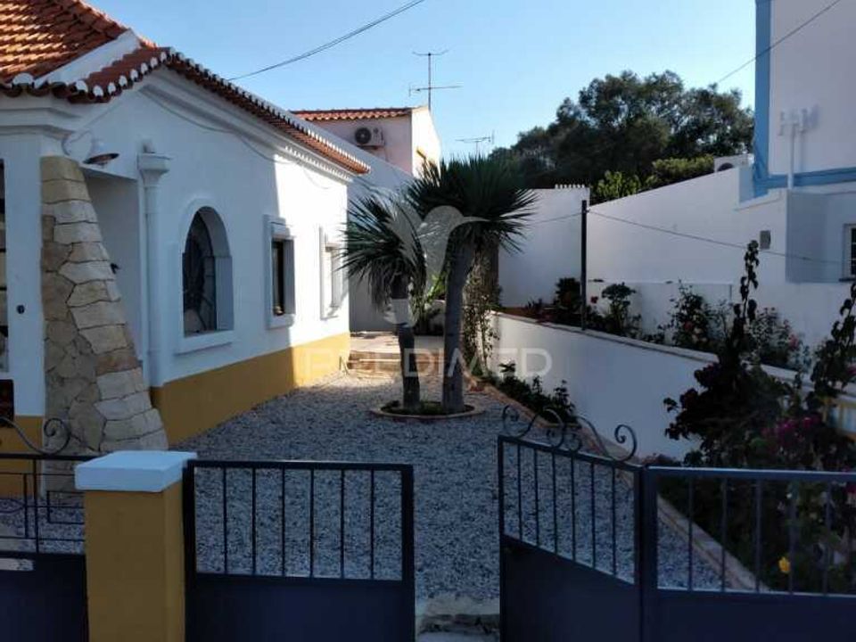 Byhus i Santiago do Cacem, Setubal - foto 1