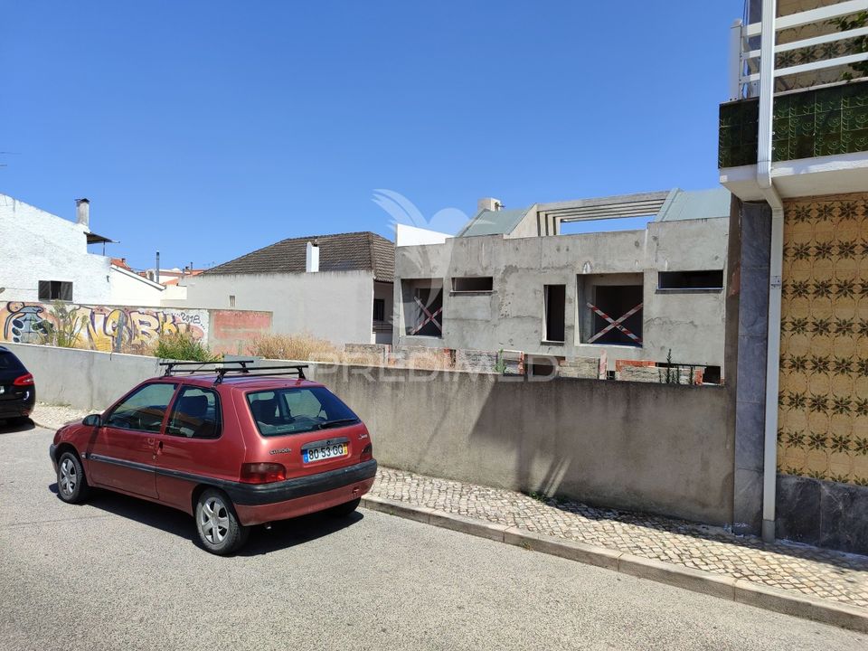 Helårsgrund i Loures, Lisbon - foto 2
