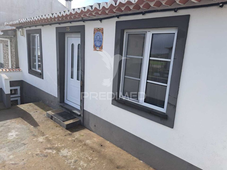 Byhus i Angra do Heroismo, Terceira - foto 2