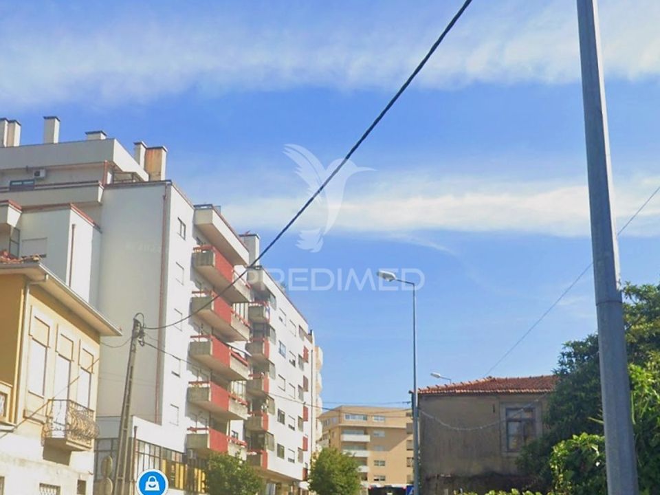 Helårsgrund i Maia, Porto - foto 1
