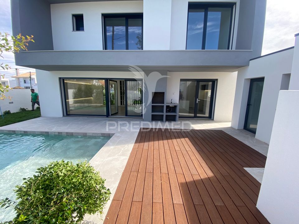 Byhus i Almada, Setubal - foto 5
