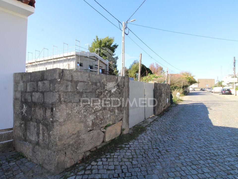 Helårsgrund i Maia, Porto - foto 1