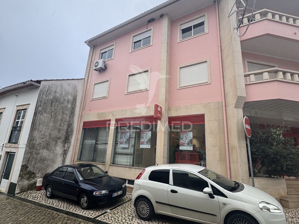 Erhvervsejendom i Porto de Mos, Leiria - foto 2