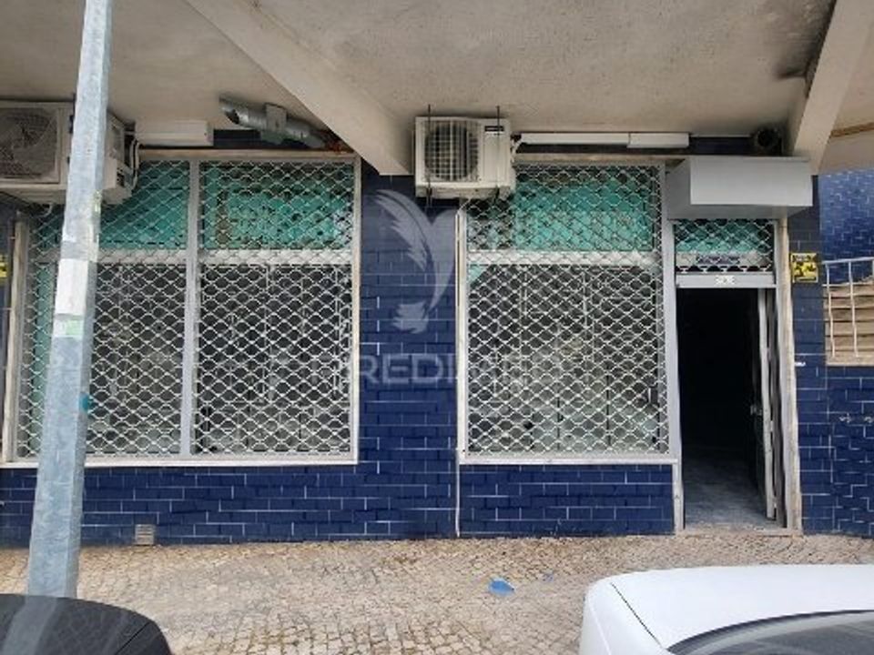 Erhvervsejendom i Loures, Lisbon - foto 2