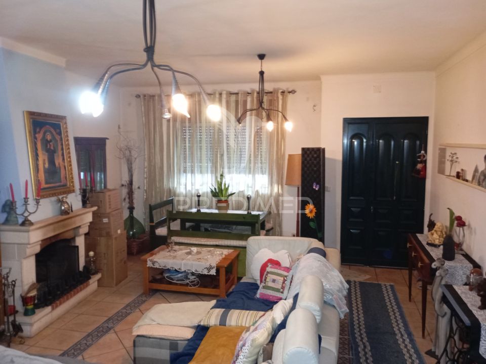 Byhus i Alpiarca, Santarem - foto 1