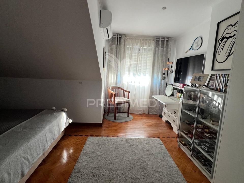 Casa unifamiliar a Almada, Setubal - foto 2