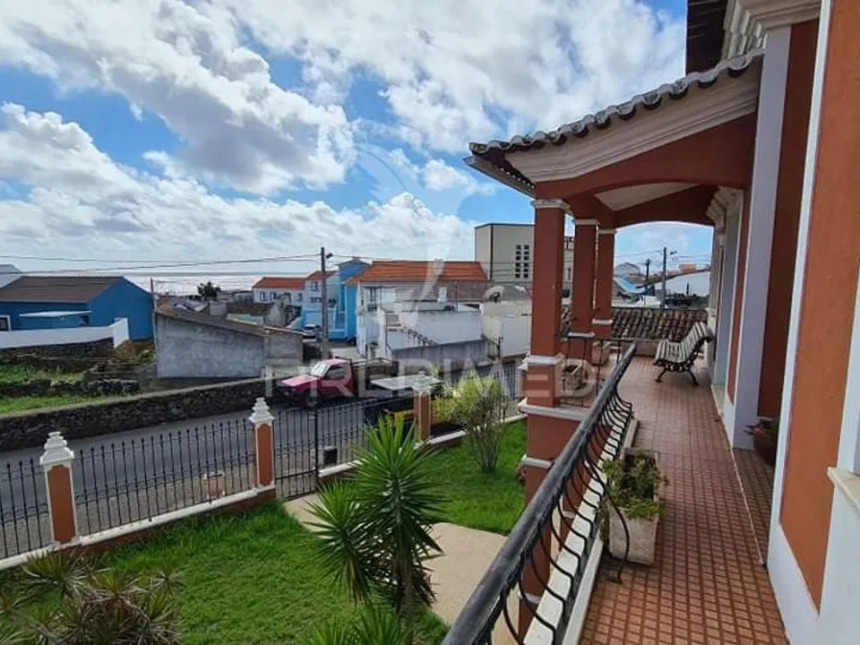 Byhus i Angra do Heroismo, Terceira - foto 2