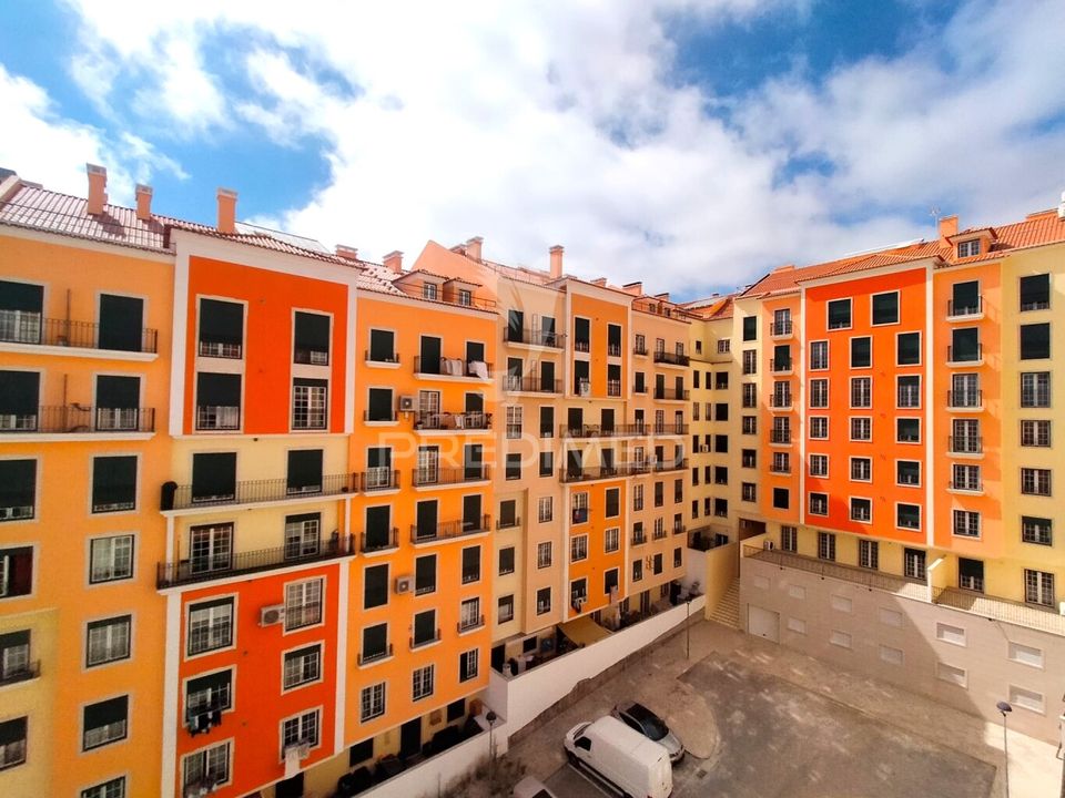 Lejlighed i Amadora, Lisbon - foto 1