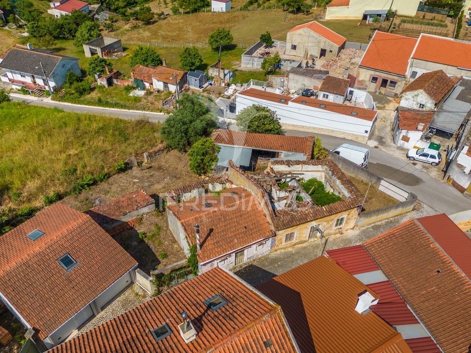 Helårsgrund i Alcobaca, Leiria - foto 1