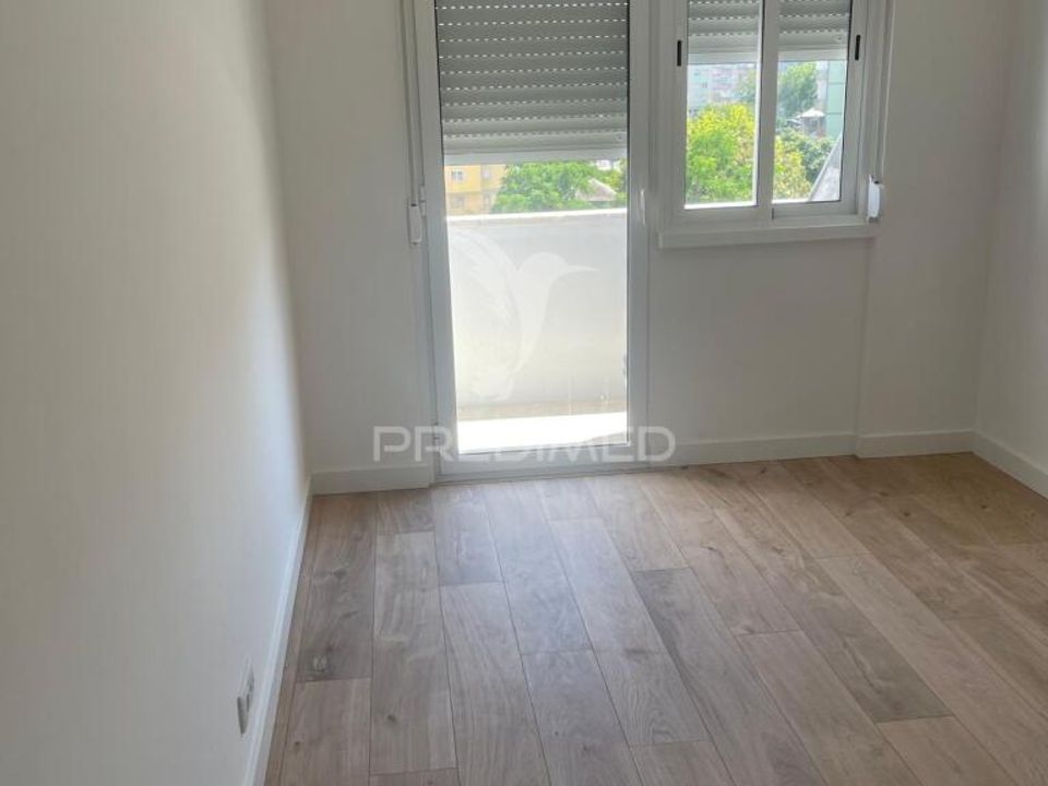 Lejlighed i Amadora, Lisbon - foto 1