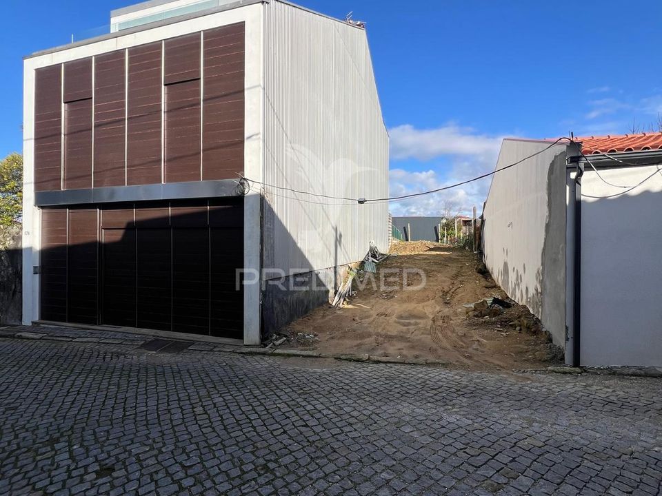 Helårsgrund i Braga, Braga - foto 1