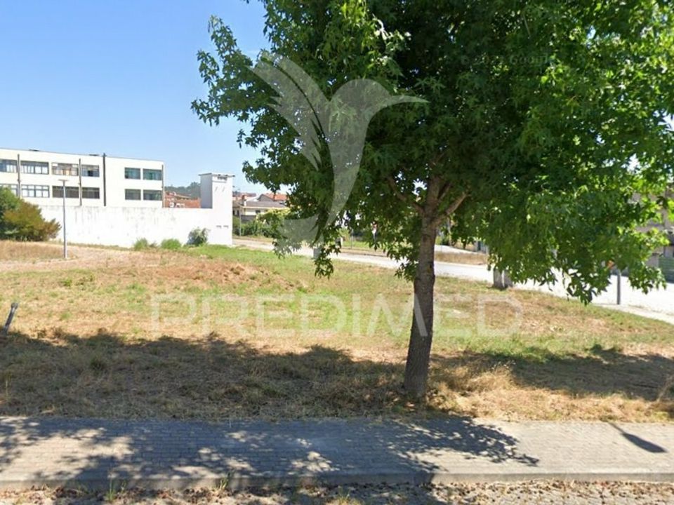 Helårsgrund i Santo Tirso, Porto - foto 2